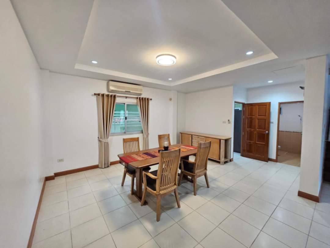 รูป บ้าน 4 ห้องนอน ขายในพัทยา - รูปที่ 15/30