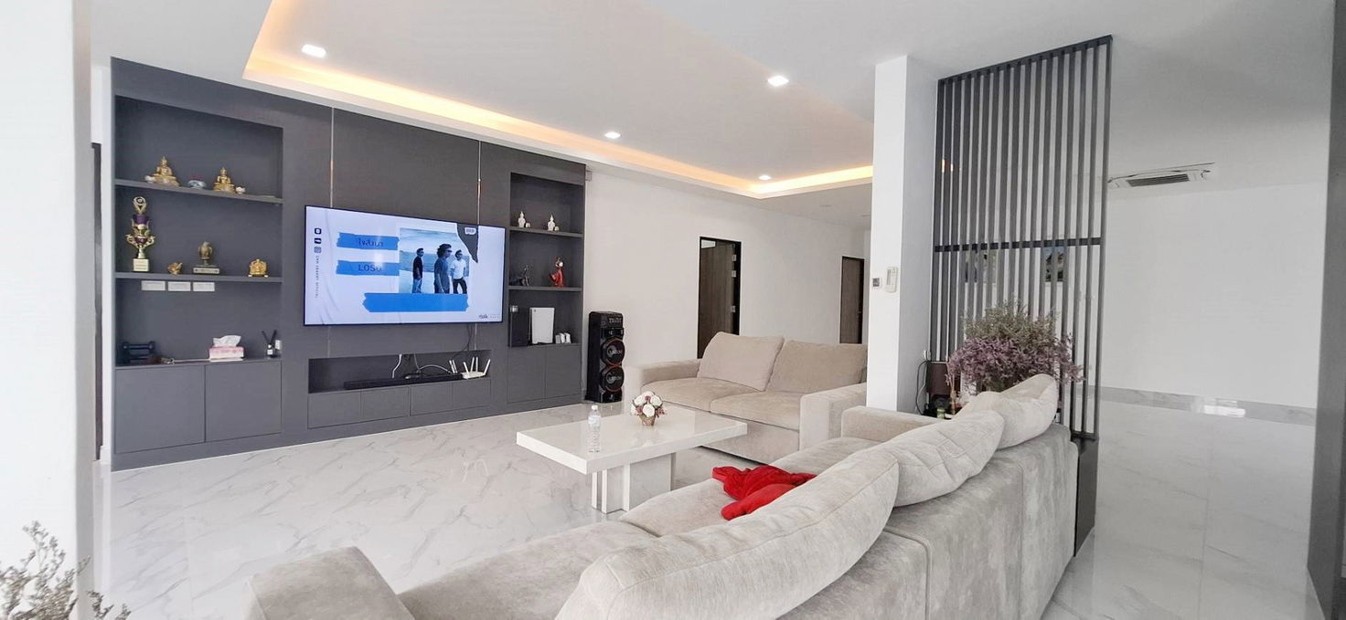 picture Mabprachan Pool Villa 4 Bedrooms for Sale - 3/16