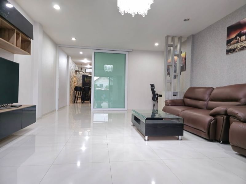 รูป ขายบ้านเดี่ยว 3 ชั้น ต.ปัตตะตะวันออก - รูปที่ 2/14