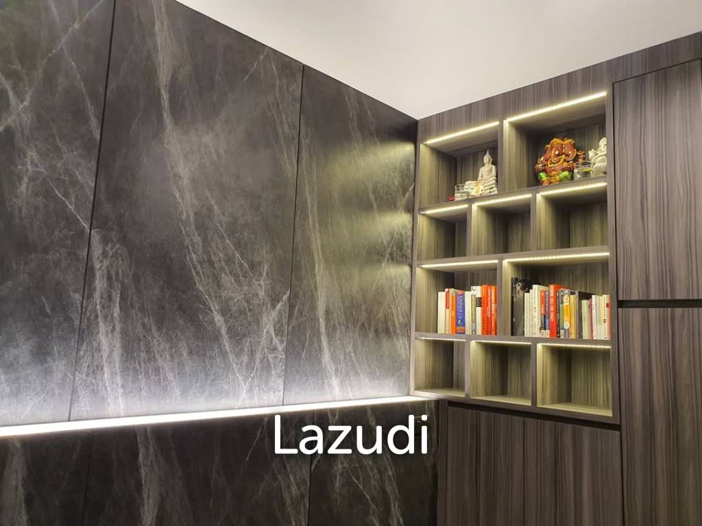 picture Luxury High-Rise Condo in Bang Chak, Bangkok - 8/16