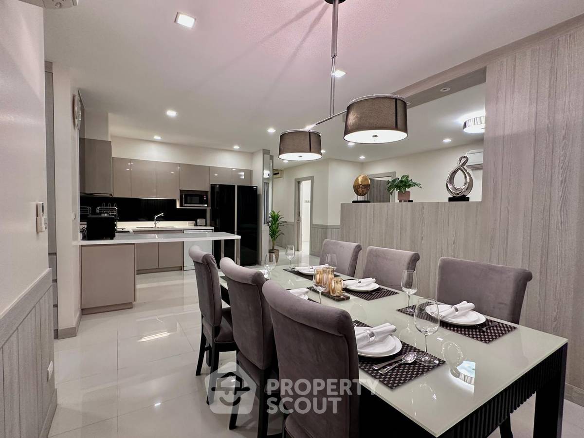 รูป คอนโด 3-ห้องนอน ที่ ทราเพโซ สุขุมวิท 16 ใกล้ MRT ศูนย์การประชุมแห่งชาติสิริกิติ์ (ID 2020538) - รูปที่ 4/14