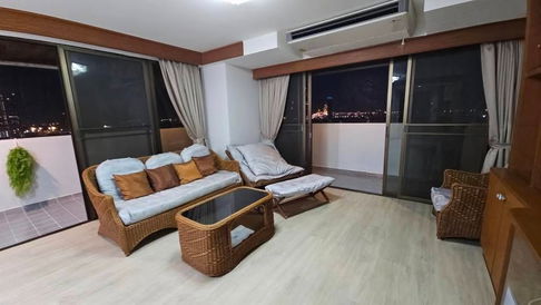 RS3803 Condo for rent – Pst. City Home Condo, corner unit with beautiful views of 2 bridges