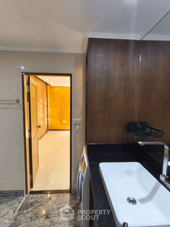 picture Studio Condo at Jomtien Plaza Condotel close to Jomtien Beach (ID 2462657) - 15/28