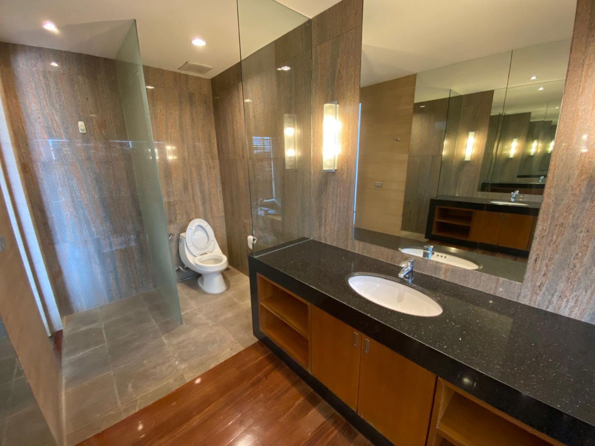 picture Spacious 2-Bedroom Condo for Sale at Supreme Elegance | Chong Nonsi–Sathorn - U5826843 - 4/15