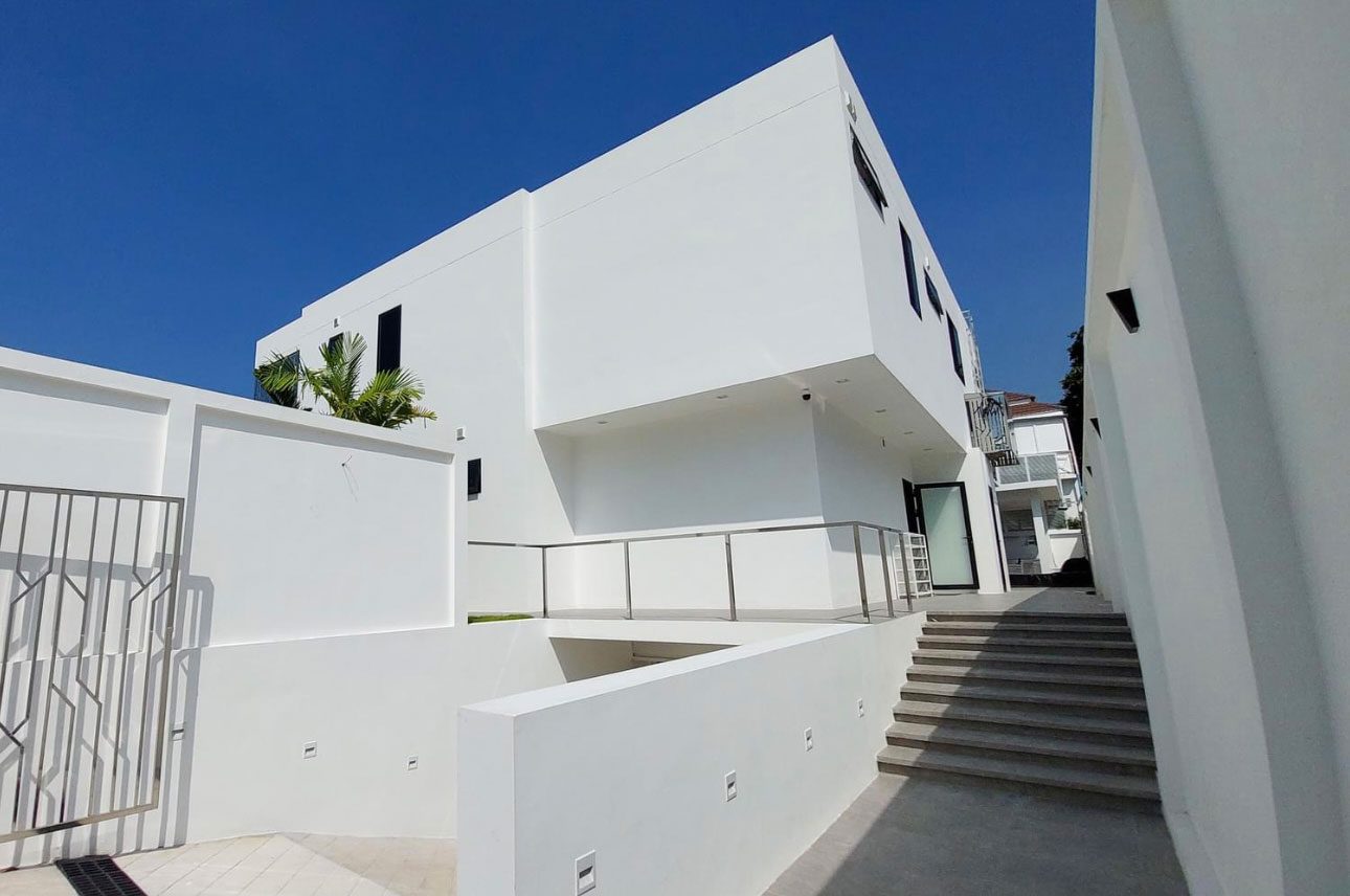 picture 7 Bedrooms Villa for Sale in Pratumnak - 1/23