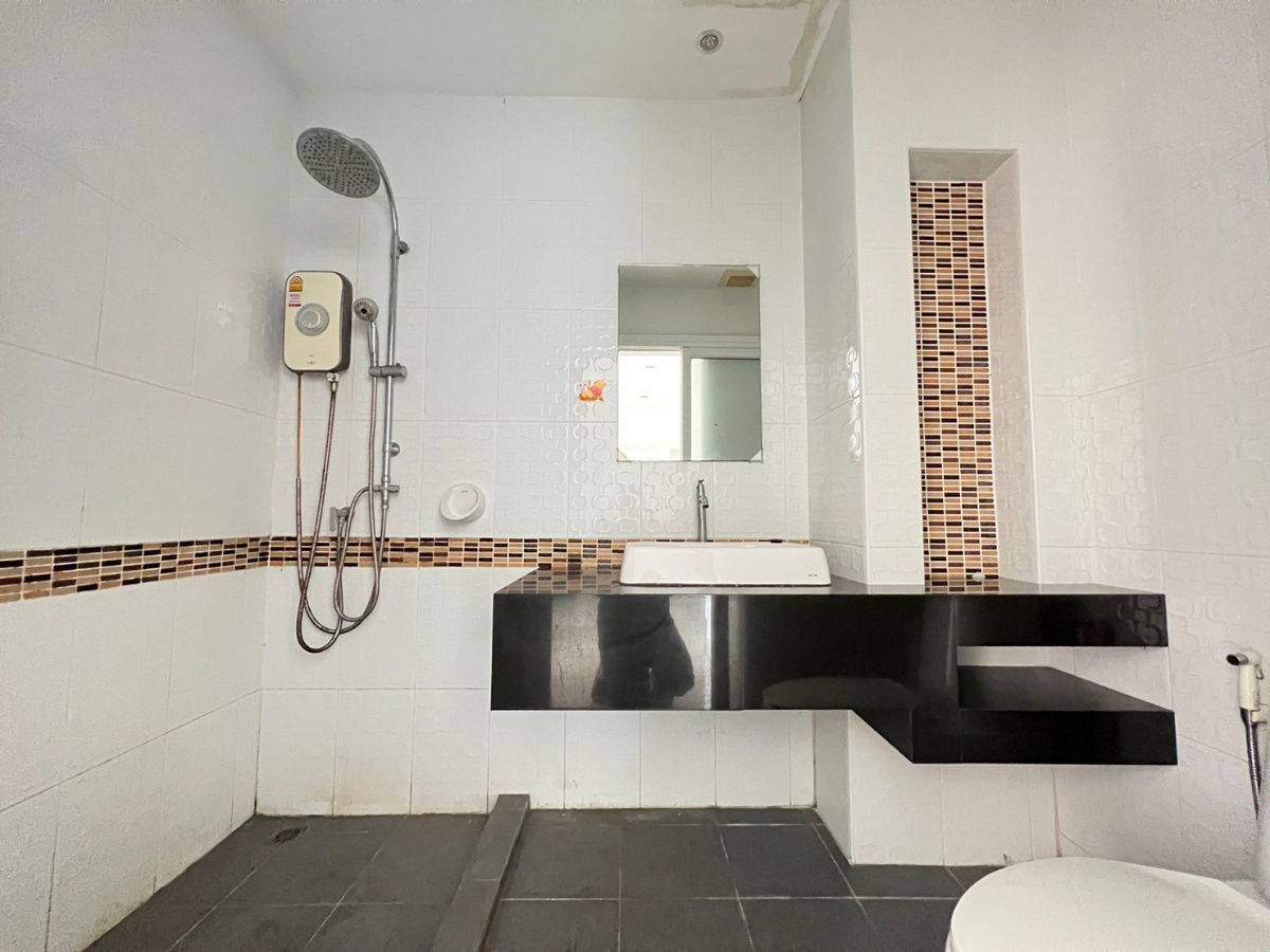 รูป JK 5765313 : ซี.เค.ซี. ระยอง คอนโด 2 - รูปที่ 16/16