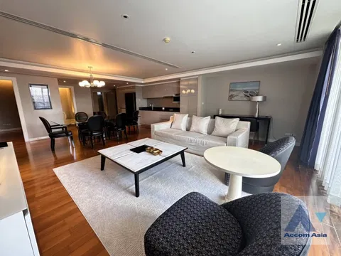 🔼🔽 AccomA 📩 Elegant family-friendly condo with garden balcony (13000952)
