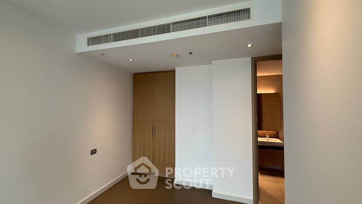 picture 2-BR Condo at Magnolias Ratchadamri Boulevard near BTS Ratchadamri (ID 1733128) - 7/11