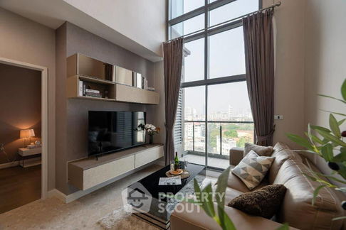 2-BR Condo at The Crest Sukhumvit 34 near BTS Thong Lor (ID 2070330)