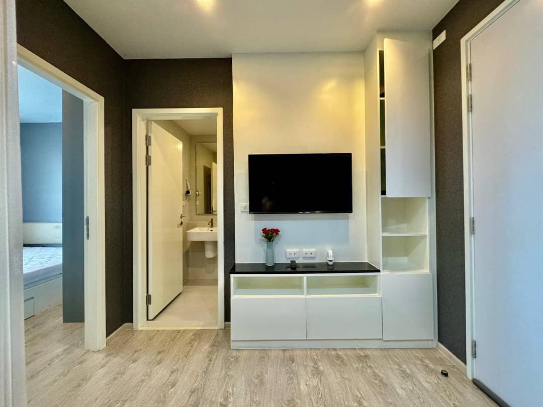 picture 1 Bedroom The Base Condo for Sale - 2/7