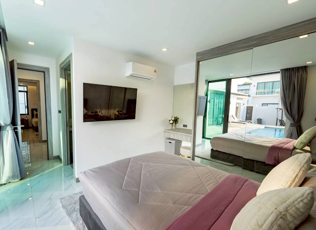 รูป วิลล่าหรู 3 ห้องนอนพร้อมสระว่ายน้ำให้เช่า – ชากนอก พัทยาตะวันออก - รูปที่ 11/19