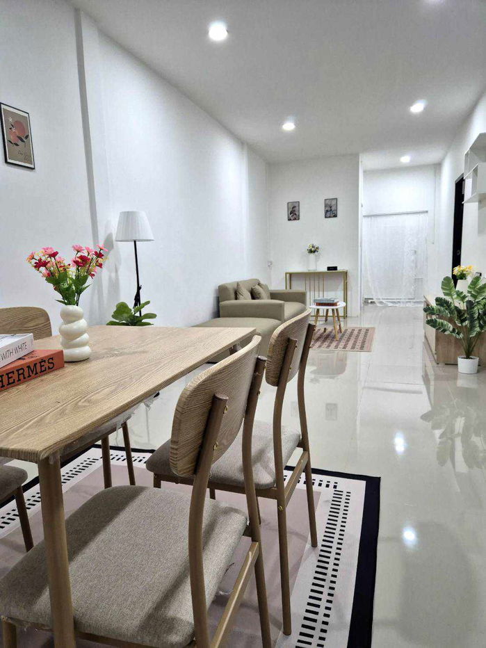 รูป ขายบ้าน 2 ห้องนอนในพัทยาตะวันออก - รูปที่ 1/8