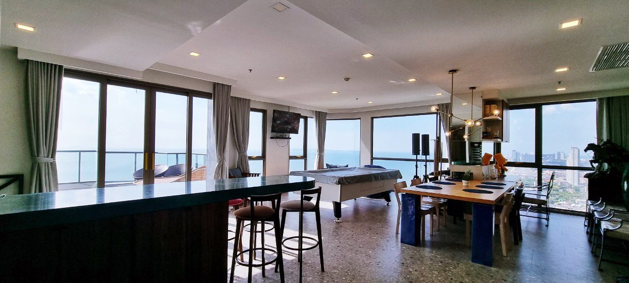 picture Aeras Beachfront 3 Bedrooms for Sale - 8/20