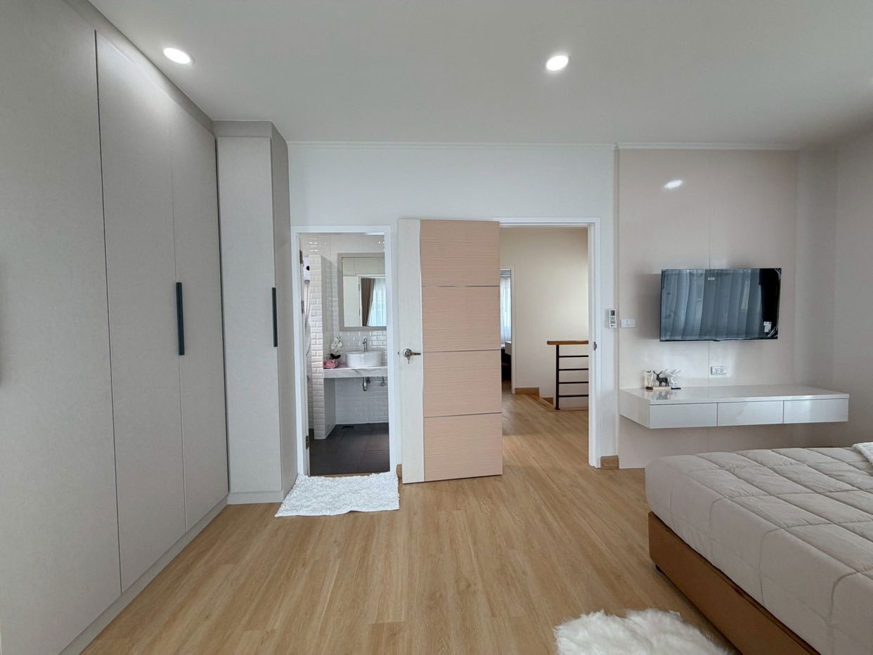 รูป ขายบ้านเดี่ยวสองชั้นบรรยากาศอบอุ่นในทุ่งกลม-ตาลหมัน - รูปที่ 6/12