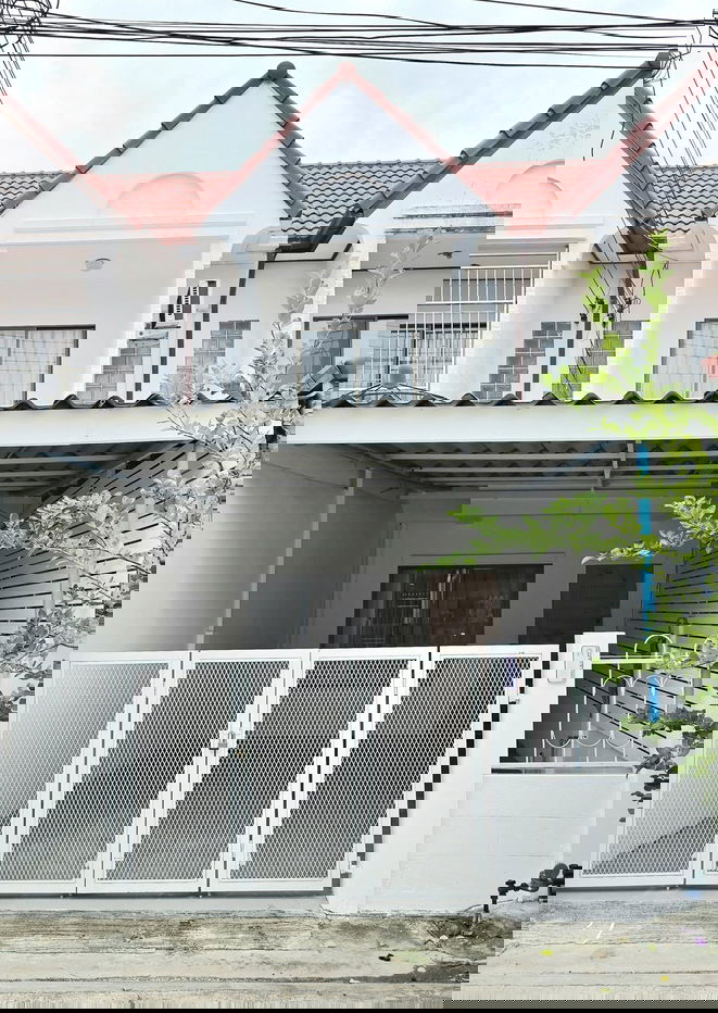 picture 2-Bedroom Townhouse for Sale in East Pattaya - 13/13