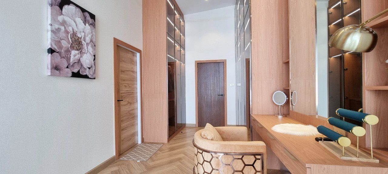 picture 5 Bedrooms Pool Villa in Pong for Sale - 14/24