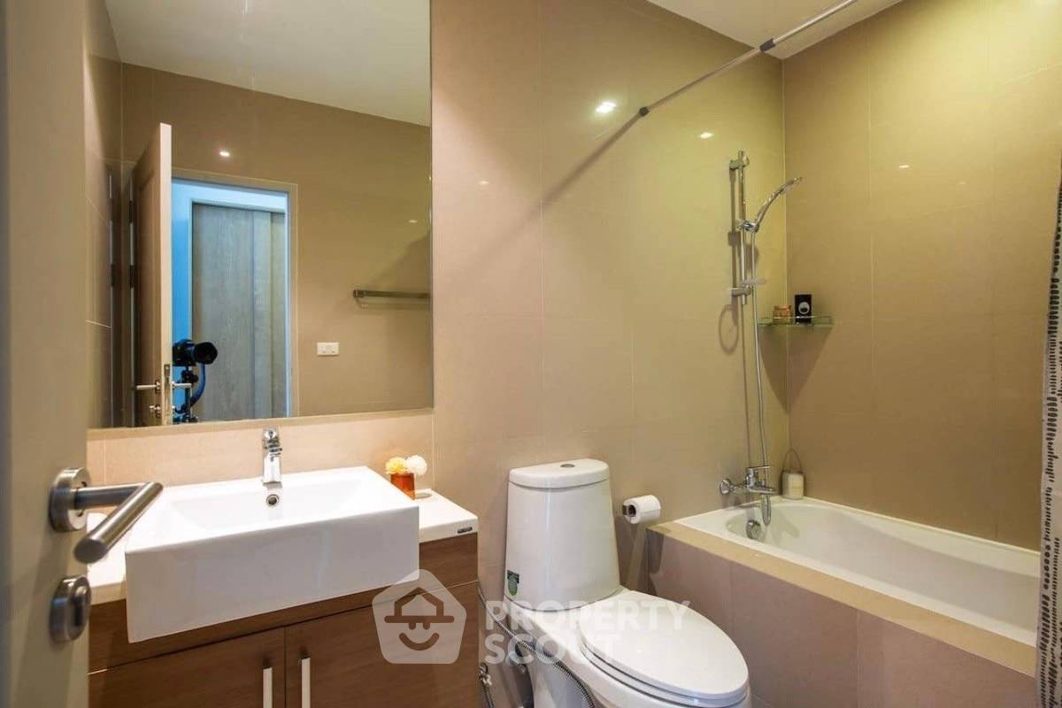 picture 1-BR Condo at Noble Refine Prompong near BTS Phrom Phong (ID 1982073) - 15/16