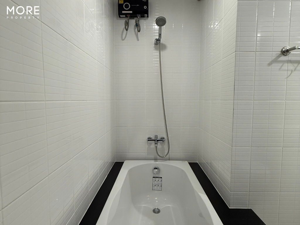 picture   For Rent: Excent Condo, 2 Bedrooms, 3 Bathrooms, 55 sq.m., 21st Floor, Next to Central Chiang Mai (ID:581CR) - 32/41