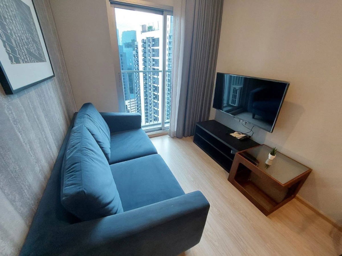 รูป 🎓🎓 Noble Revolve Ratchada 1 คอนโดติด mrt ศูนย์วัฒนธรรม 🚆  📲🔥 สนใจติดต่อ Line @unicondo.swu - รูปที่ 2/4