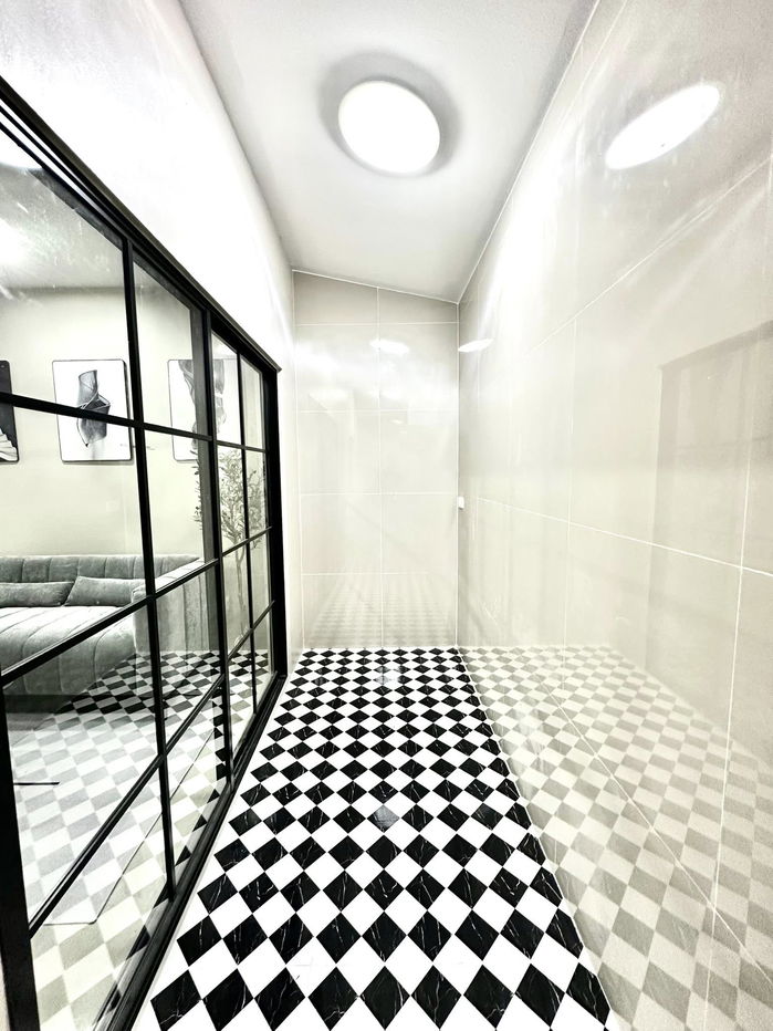 รูป Renovated 2-Bedroom Townhouse for Sale - รูปที่ 11/12