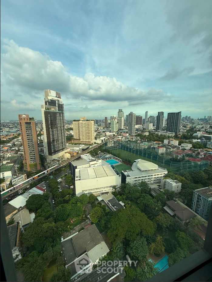 รูป คอนโด 2-ห้องนอน ที่ ริทึ่ม สุขุมวิท42 ใกล้ BTS เอกมัย (ID 2461109) - รูปที่ 4/6