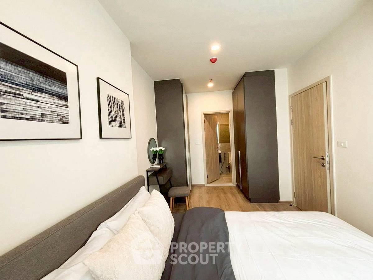 picture 1-BR Condo at Nue District R9 near MRT Phra Ram 9 (ID 2461863) - 7/11