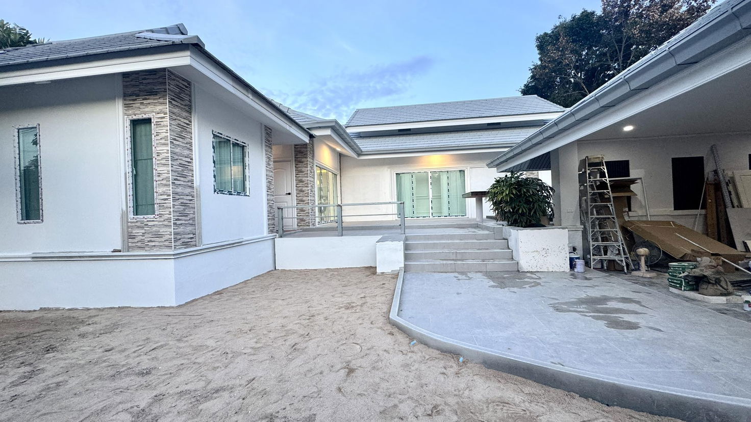 รูป ขายพูลวิลล่าสไตล์โมเดิร์นในพรประภานิมิต - รูปที่ 4/18