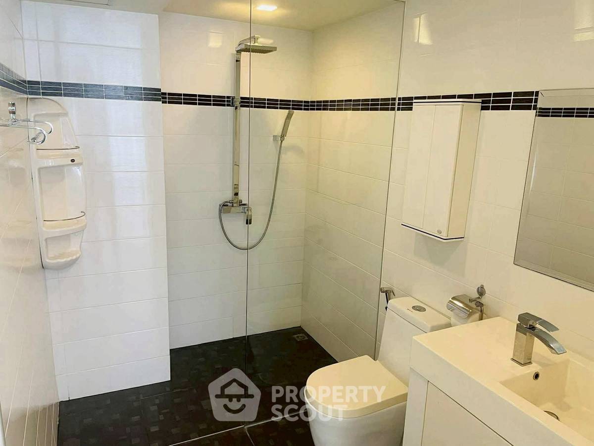 picture 2-BR Condo at Park Royal 3 Pattaya close to Phratamnak (ID 2463360) - 7/9