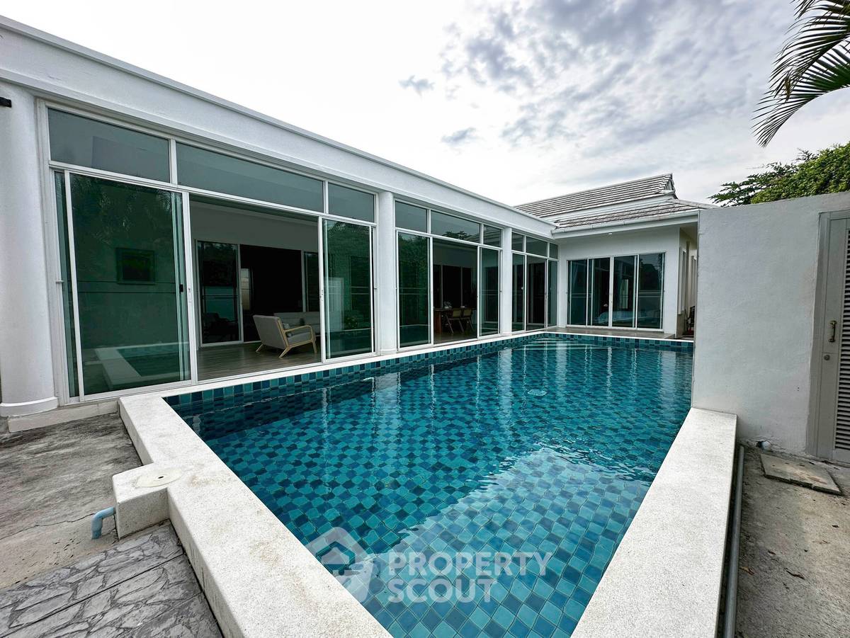 รูป วิลล่า 3-ห้องนอน ใน วังก์พง (ID 2461658) - รูปที่ 1/46