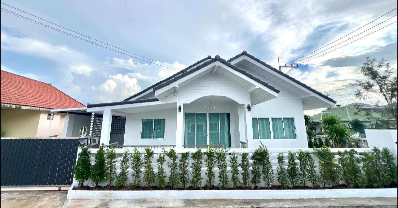 picture Single House 3 bedrooms for Sale in Takhian Tia - 1/17