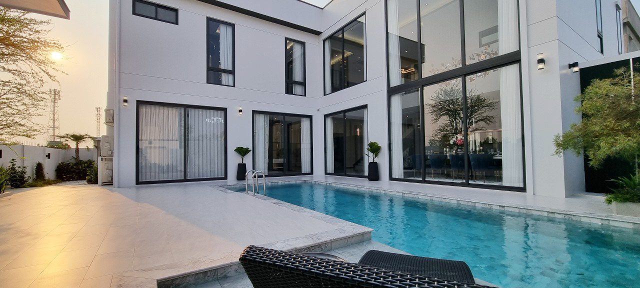 รูป วิลล่าพูลสุดหรู 5 ห้องนอนในพัทยา - รูปที่ 2/26