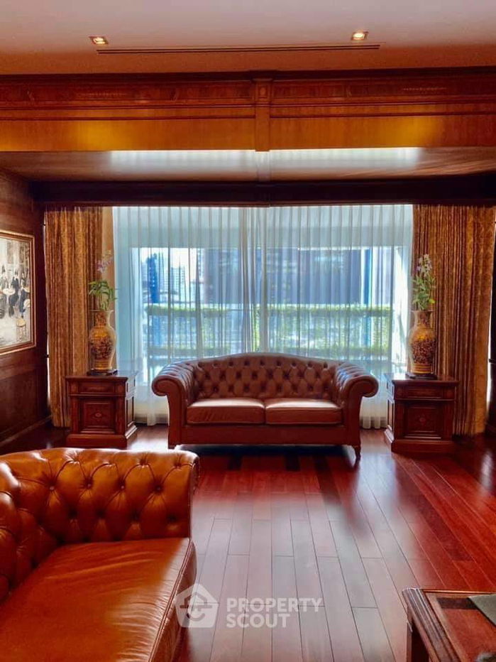 picture 3-BR Condo at Le Raffine Jambunuda Sukhumvit 31 near BTS Phrom Phong (ID 1584627) - 4/9