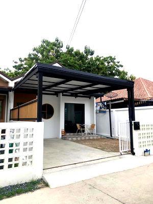 ทาวน์โฮม บางละมุง ชลบุรี : บ้านสไตล์มูจิ มินิมอล ในหนองปรือ