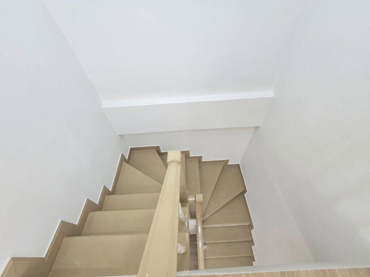 รูป ทาวน์เฮ้าส์ รีโนเวทใหม่ ทำเลดี พร้อมเฟอร์ฯ หมู่บ้าน บุศรินทร์-รามอินทรา ถนนพระยาสุเรนทร์ 40 คลองสามวา - รูปที่ 26/28