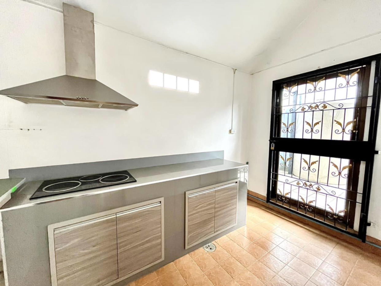 รูป บ้าน 3 ห้องนอนกว้างขวางให้เช่า – พัทยาตะวันออก - รูปที่ 8/18