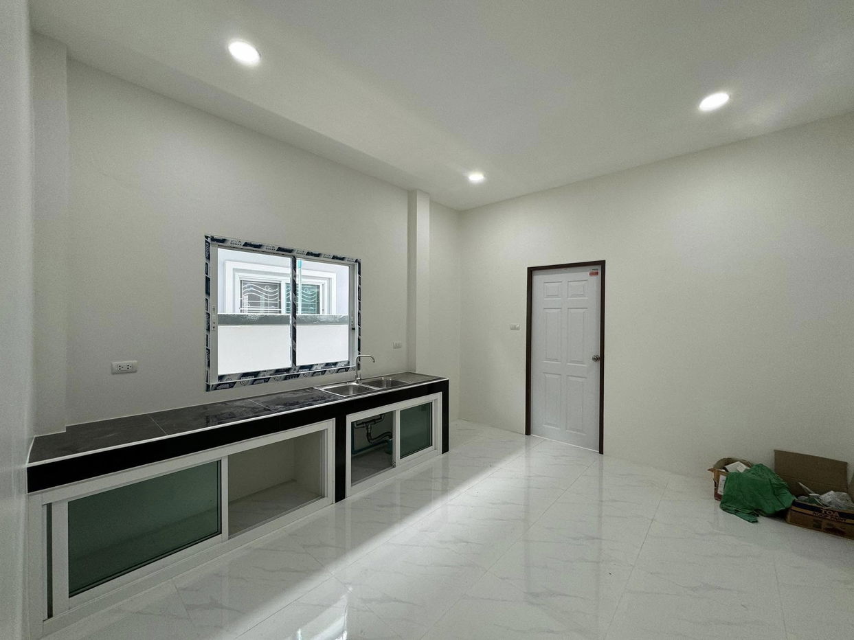 รูป ขายบ้าน 3 ห้องนอนในมาบประชัน - รูปที่ 9/10