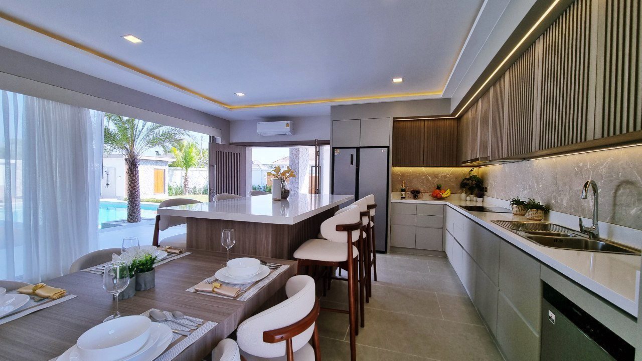 รูป ขายพูลวิลล่าหรูสไตล์โมเดิร์นในห้วยใหญ่ - รูปที่ 3/22