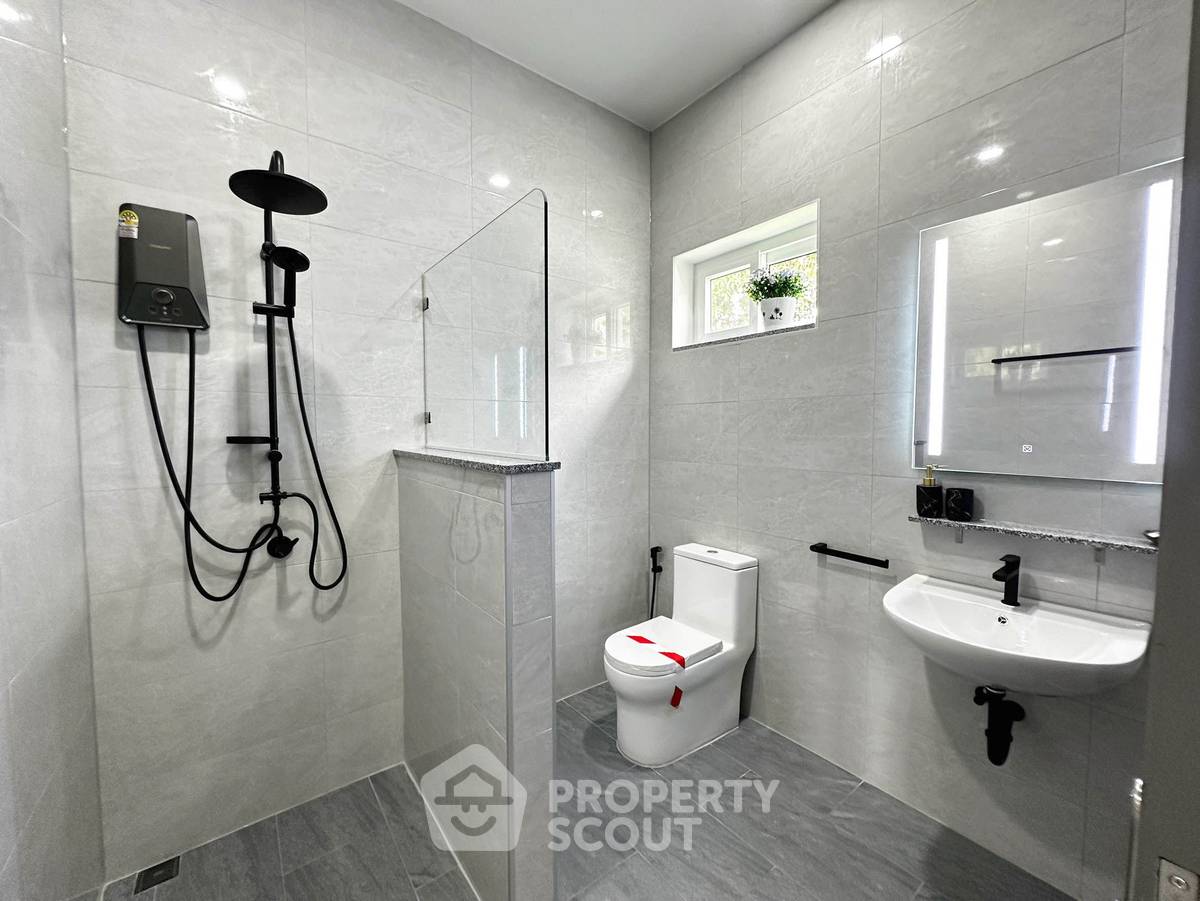 รูป วิลล่า 3-ห้องนอน ใน หินเหล็กไฟ (ID 2461735) - รูปที่ 20/30