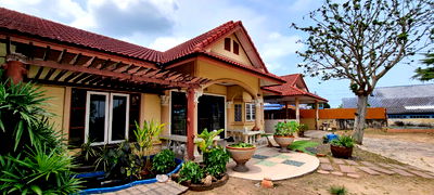Houses for sale Rongpo Market : 3 Bedrooms House in Rong Po for Sale