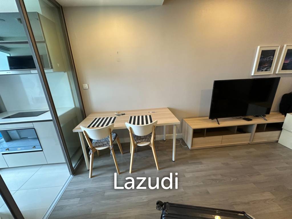 รูป The room Sathorn-TanonPun / Condo For Rent / 1 Bedroom / 50 SQM / BTS Surasak / Bangkok - รูปที่ 4/20