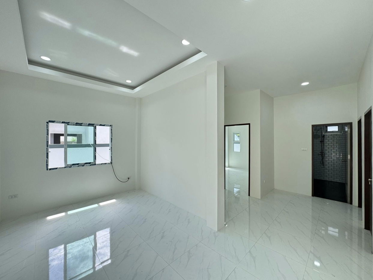 รูป ขายบ้าน 3 ห้องนอนในมาบประชัน - รูปที่ 4/10