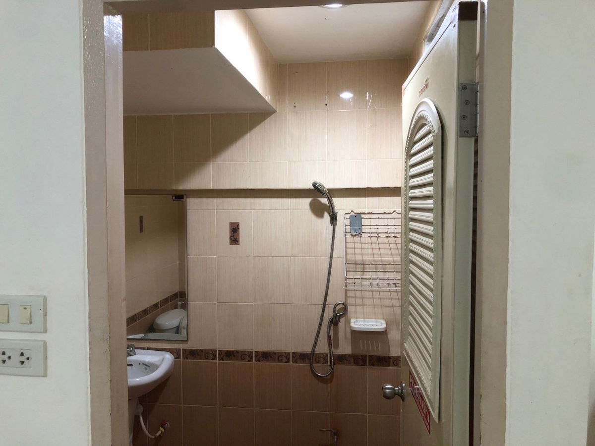 รูป ทาวน์เฮ้าส์ให้เช่าใกล้ม.บูรพา บางแสน - รูปที่ 10/25