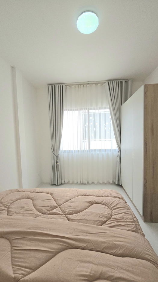 picture 2-Bedroom Townhouse for Sale in East Pattaya - 10/13