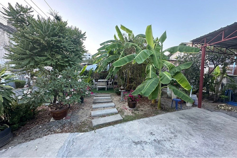 รูป [920021007-296] Land with 2 Houses for Sale - Prime Location in Phra Khanong - รูปที่ 33/44