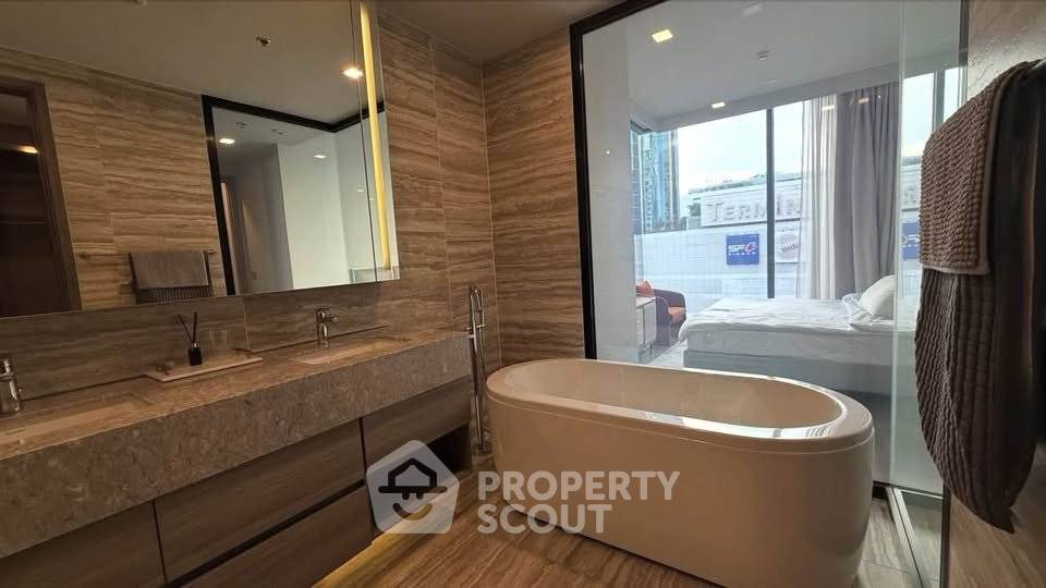 picture 2-BR Condo at Celes Asoke near MRT Sukhumvit (ID 2459039) - 9/10