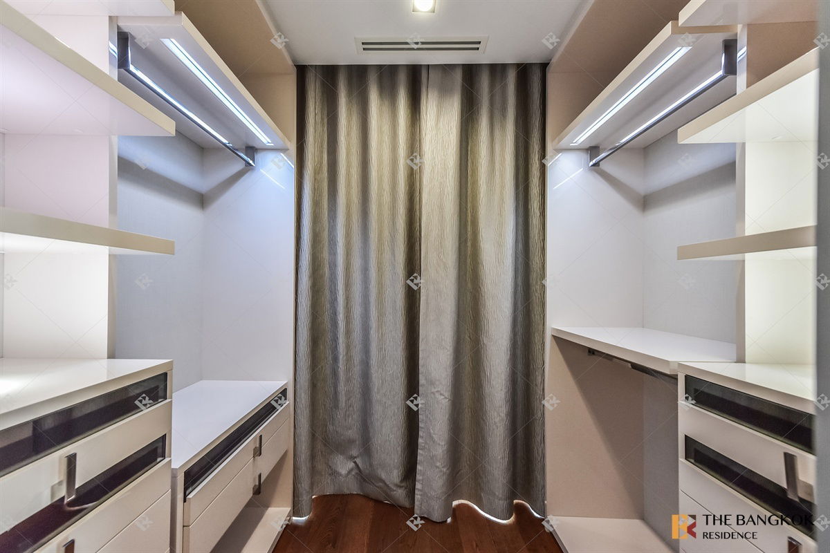 รูป  Luxury Living 💎 The Bangkok Sathorn  🛌🏻 ห้องสวย เฟอร์ครบพร้อมอยู่ ใกล้ BTS สุรศักดิ์  - รูปที่ 9/14