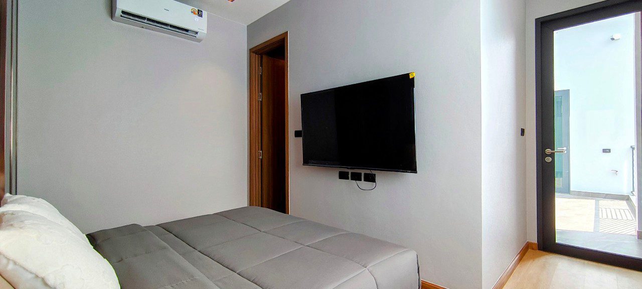 รูป ขายพูลวิลล่า 4 ห้องนอน สไตล์โมเดิร์น ในห้วยใหญ่ - รูปที่ 18/25