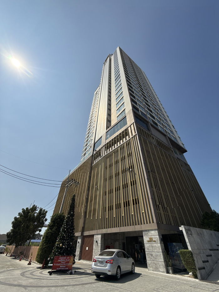 รูป JK 1750960 : อินฟินิตี้ วัน ชลบุรี - รูปที่ 2/16