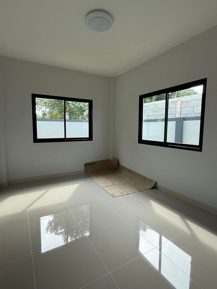 picture Twin House for Sale – Mabprachan Reservoir - 6/9