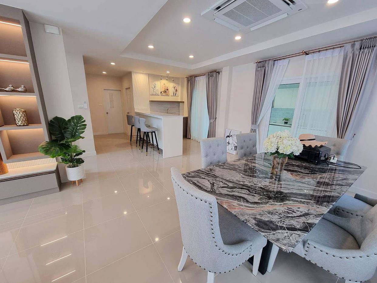 รูป บ้าน 4 ห้องนอนให้เช่าในพัทยาตะวันออก - รูปที่ 3/15